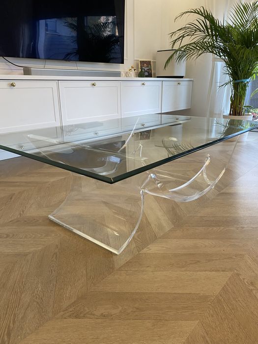 Designerski stolik ze szkla cena w sklepie 1200euro