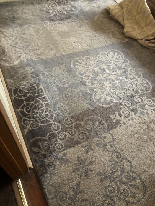 Покриття на пол 2.50на 4,70