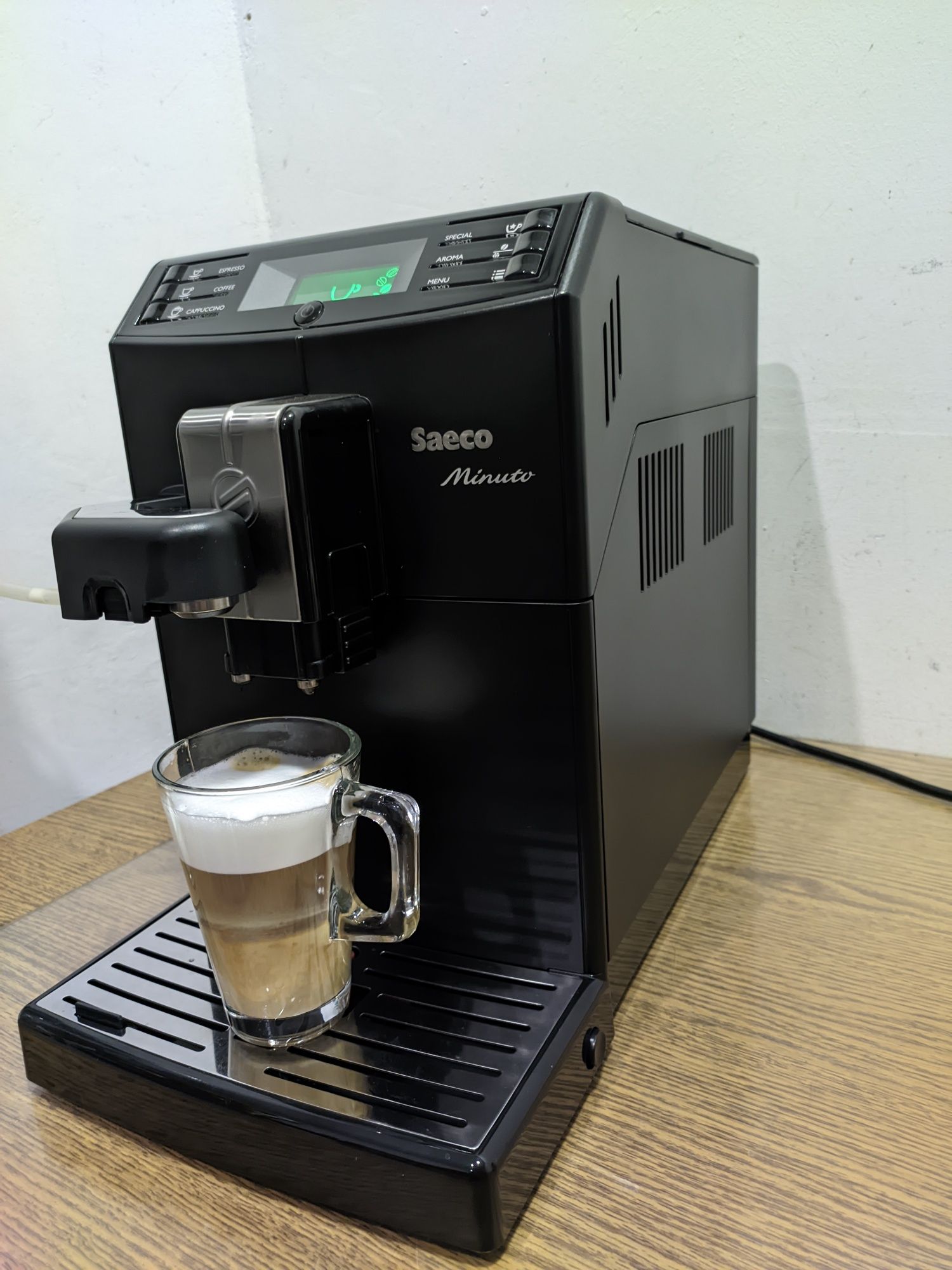 Saeco minuto cappuccino Philips кавоварка кавомашина