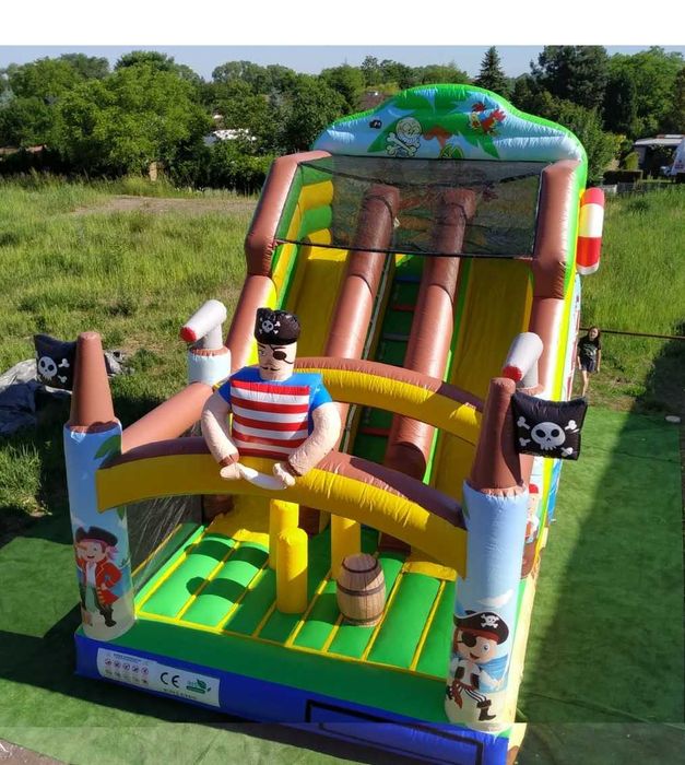 Dmuchaniec, dmuchana zjeżdżalnia, zamek dmuchany