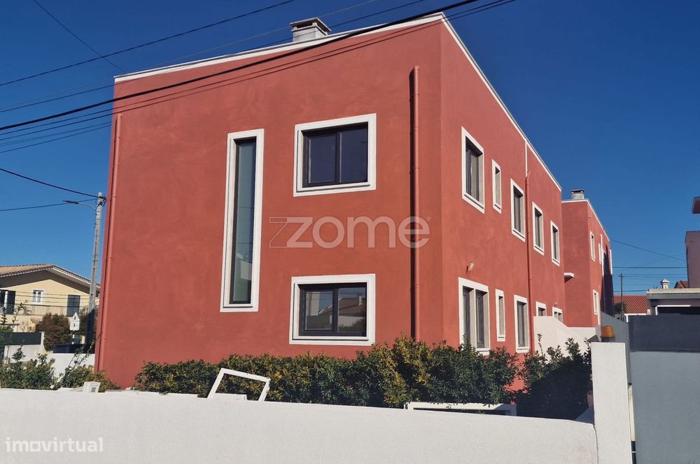 Moradia T3+1 Fernão Ferro