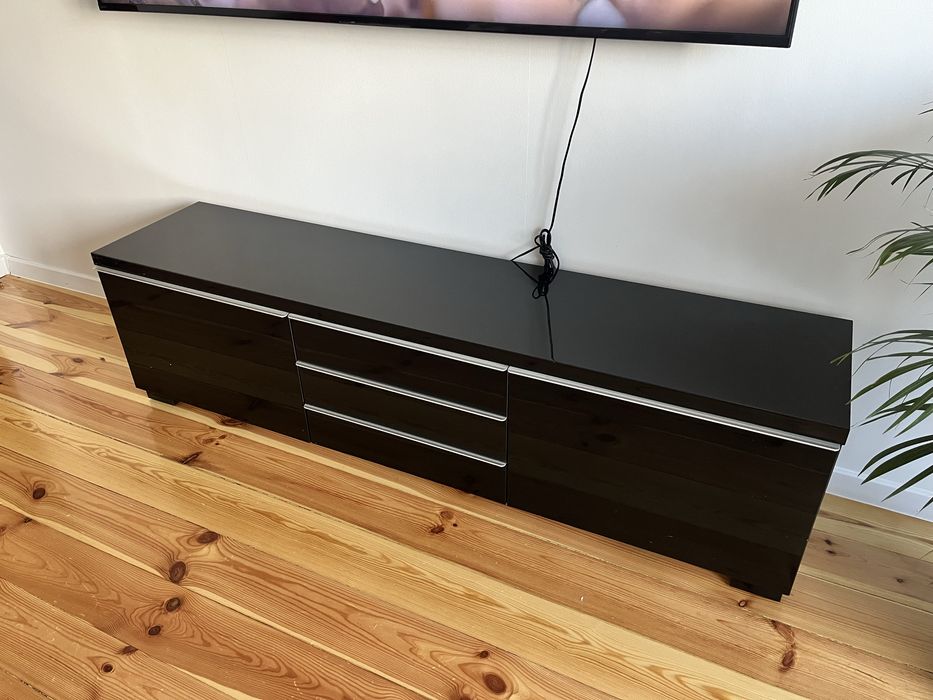 Szafka RTV czarna połysk 180 cm