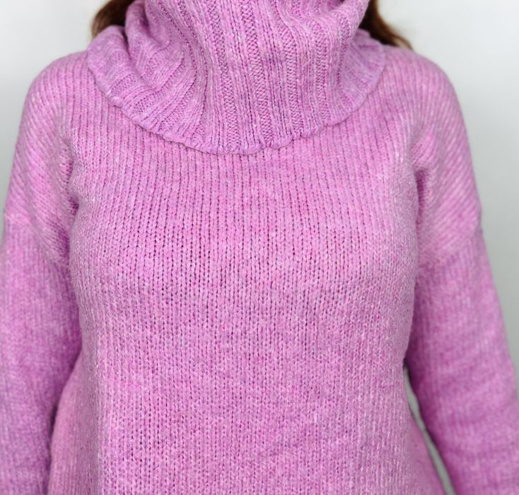 Sweter z golfem w kolorze wrzosowym S 36 Reserved