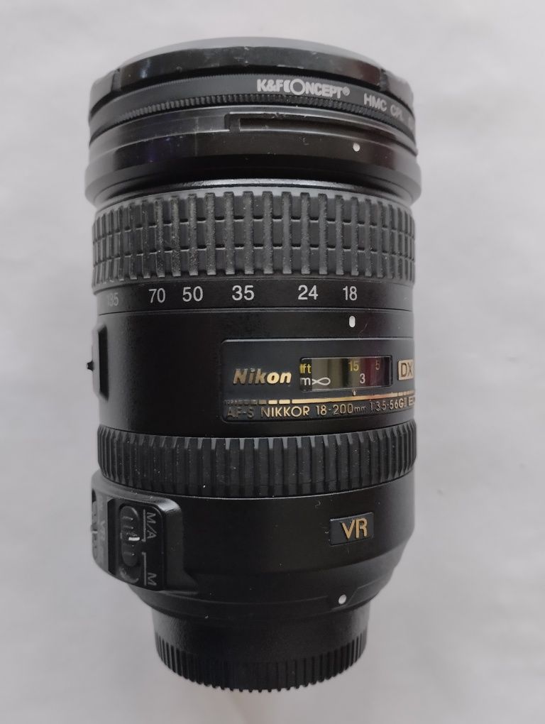 Lente Nikon 18-200 f/3.5 G VRII