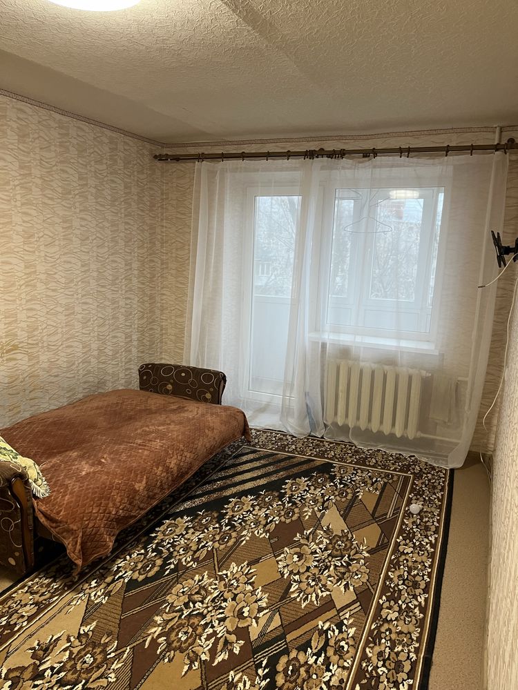 Продам квартиру центр Паркова