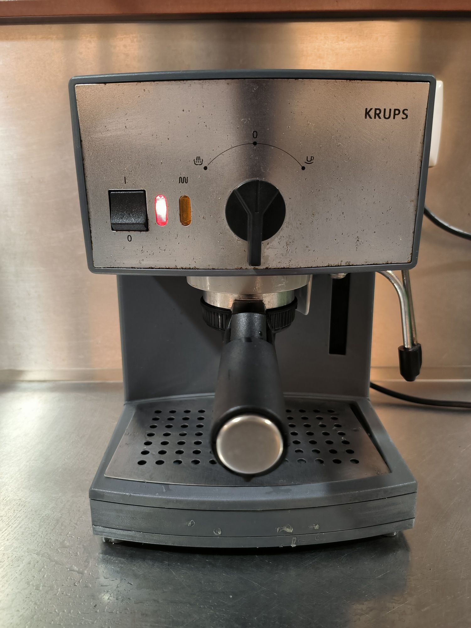 Máquina de Café Expresso Krups (Modelo 976)