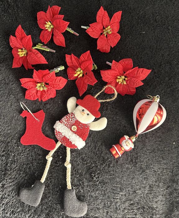 Arvore + Enfeites de natal (nao se faz entregas )