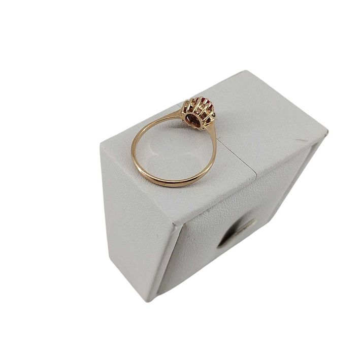 Złoty Pierścionek P. 585 W: 2,41G