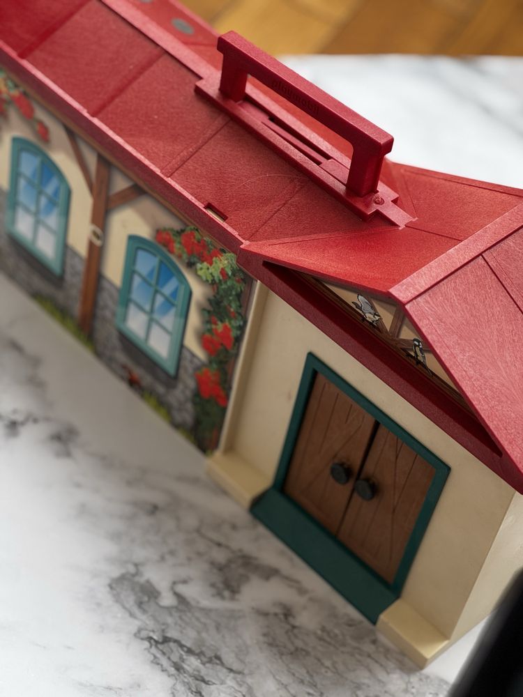Playmobil klocki 1,6 kg + 2 domki + zwierzęta + figurki