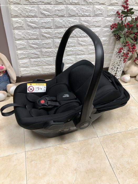 Автокрісло Britax Römer Baby-Safe Core Група 0+ автокресло бу