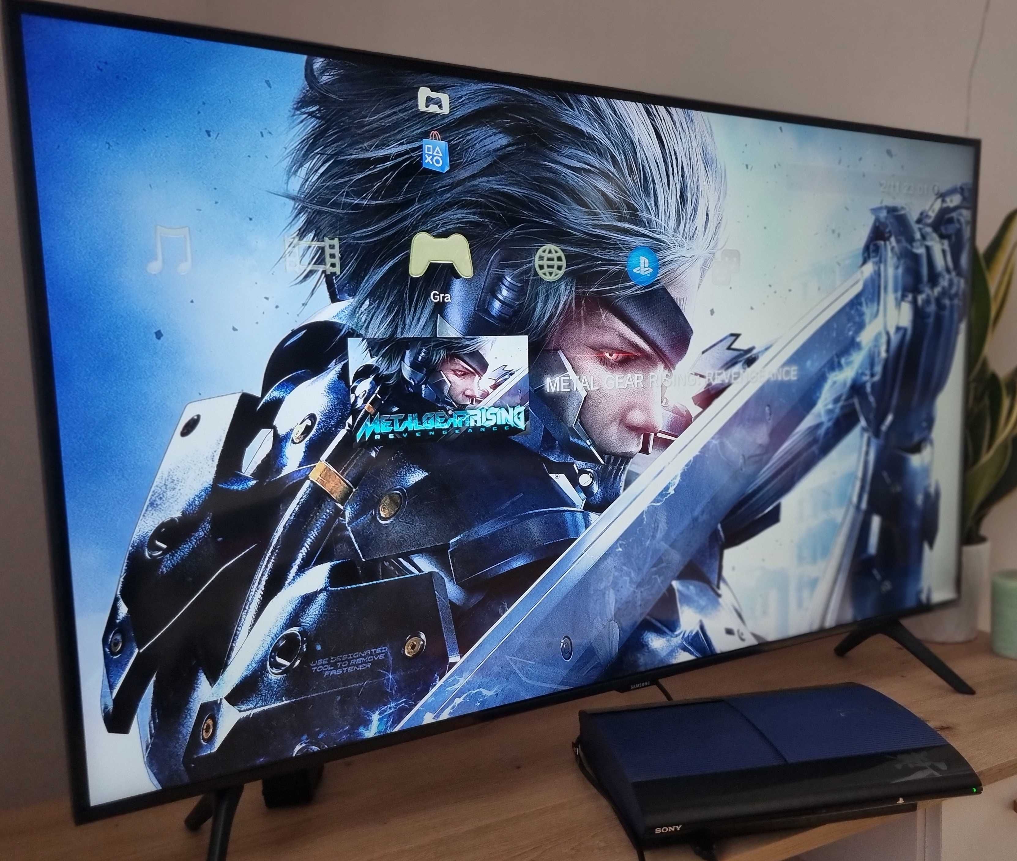 Konsola Sony PS3 Super Slim edycja Metal Gear Solid Rising MGS