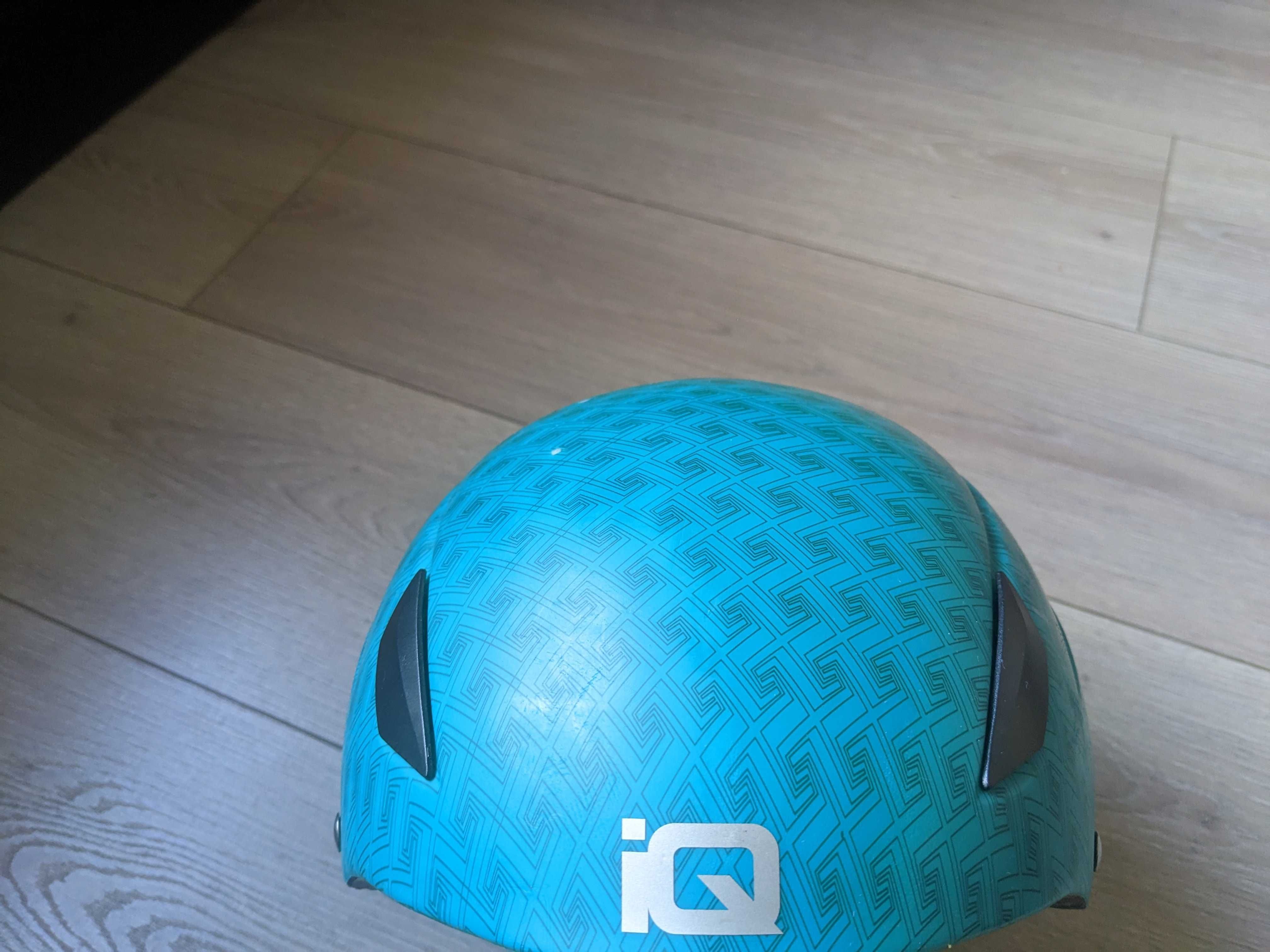 Kask narciarski IQ