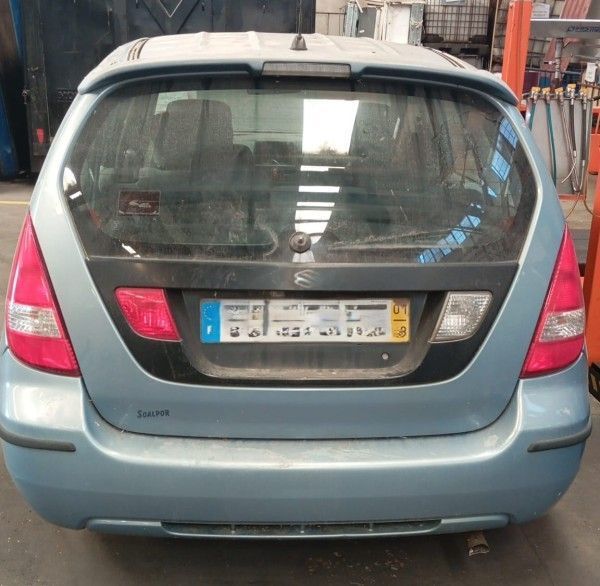 Para Peças Suzuki Liana Combi (Er)