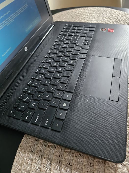 Laptop HP 15-DB1100NY