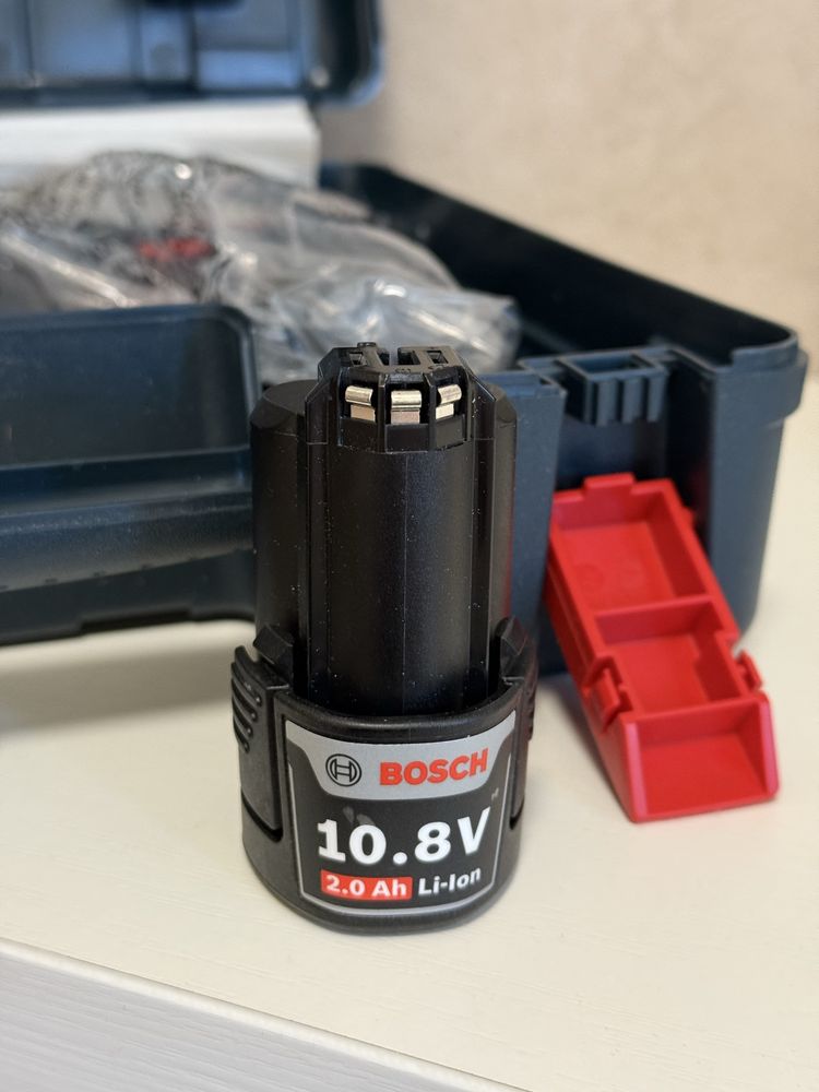 Шуруповерт Bosch GSR 10,8-2-LI Professional | Новый | Полный комплект