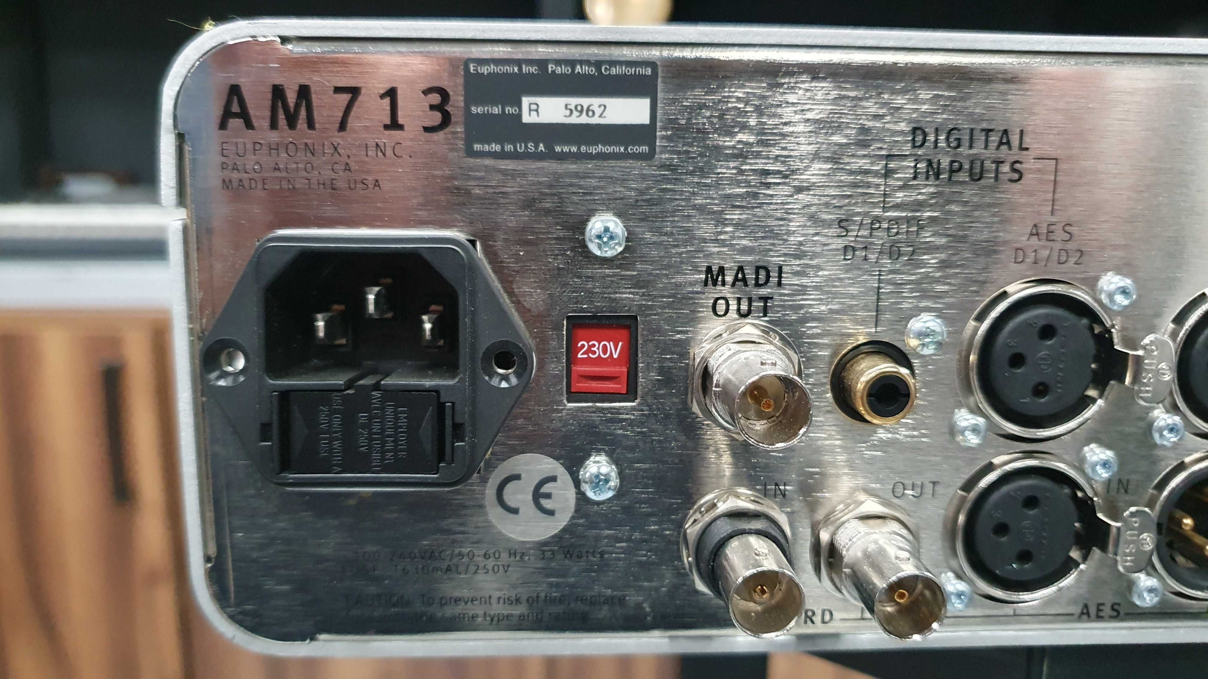 Euphonix AM713 A/D Analog to MADI Converter