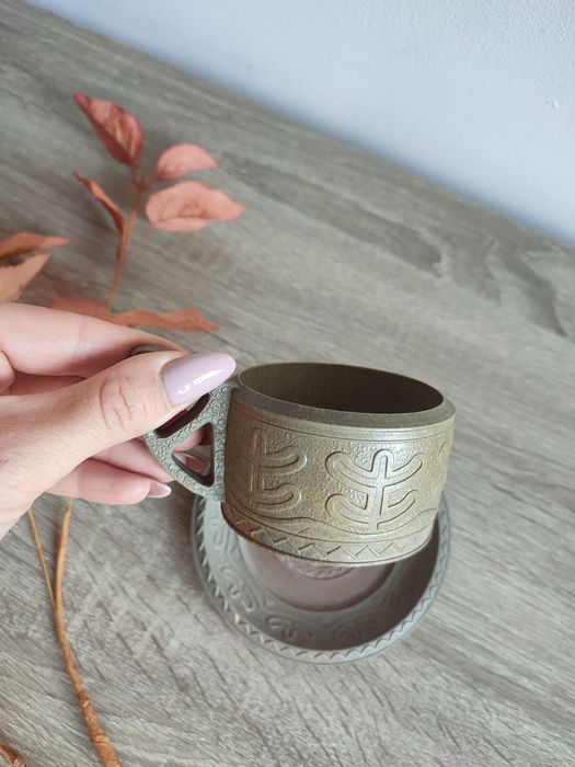 Filiżanki khaki z podstawką wzorzyste plastikowe jesienne zestaw 6