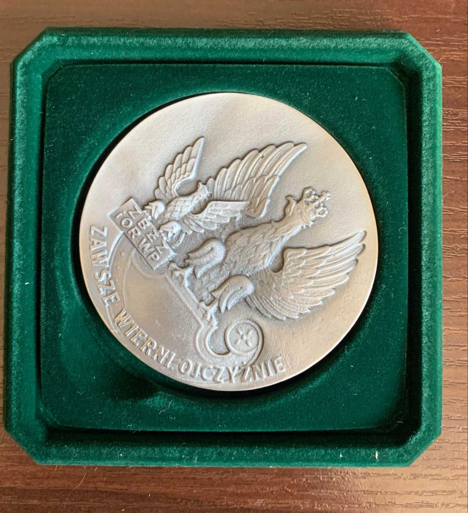 Medal Zawsze Wierni Ojczyźnie Pudełko III RP Wojsko Polskie