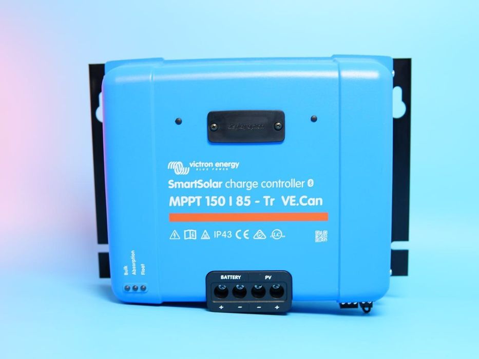Инвертор-контроллер Victron SmartSolar MPPT 150/85-Tr VE.Can — надёжно