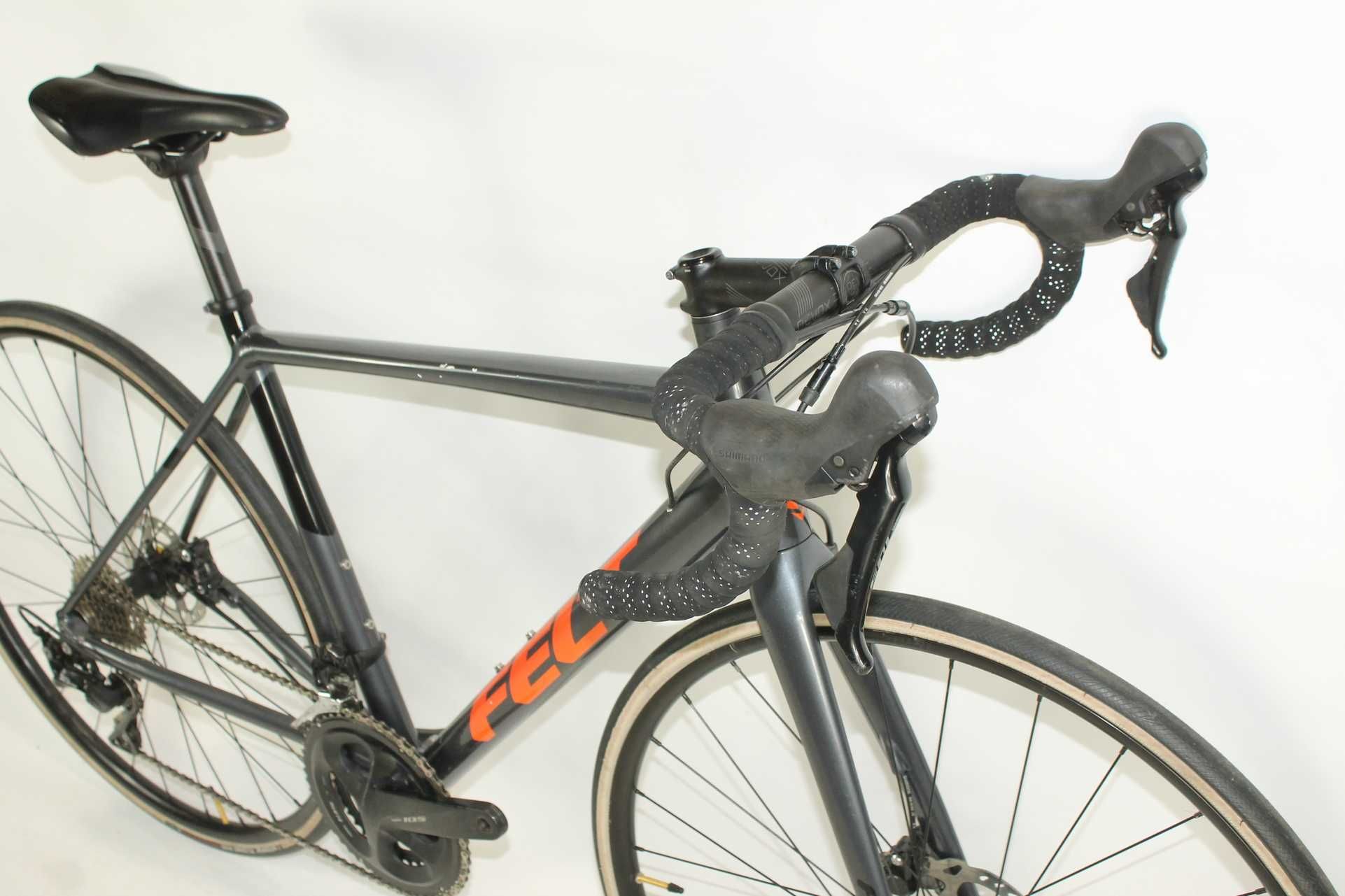 Шоссейный велосипед Felt FR 30 2020