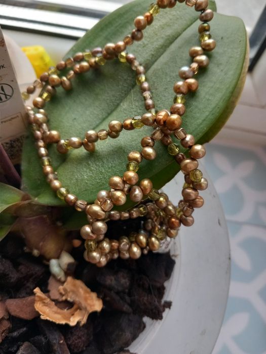 Прикраса з натурального оксамиту та срібла.