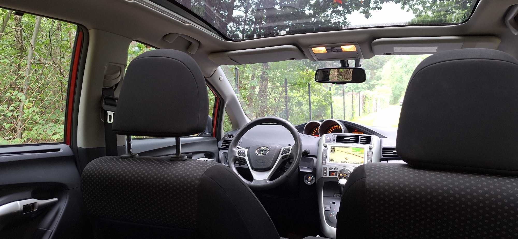TOYOTA VERSO 1.8 147km/AUTOMAT/Xenon/Keyless/114000km/Panorama/WEBASTO