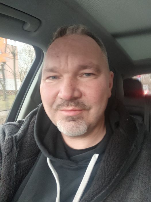 Złota rączka wszelkie naprawy awarie pomoc.