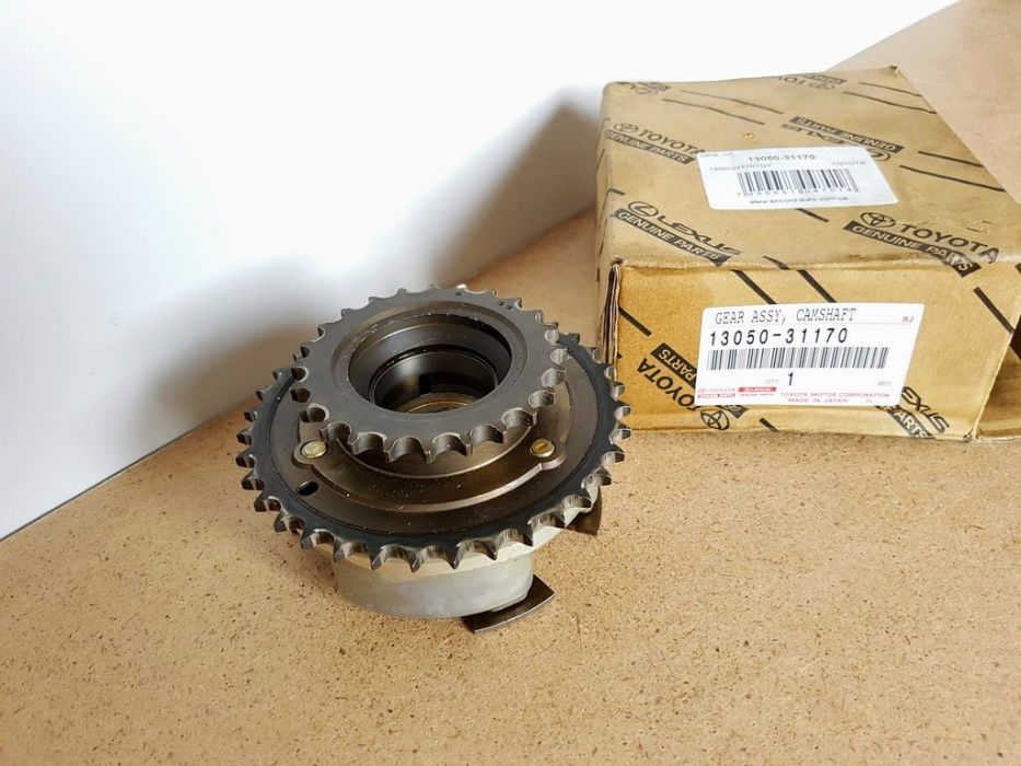 Шкив, звёздочка-шестерня распредвала TOYOTA 13050-31040