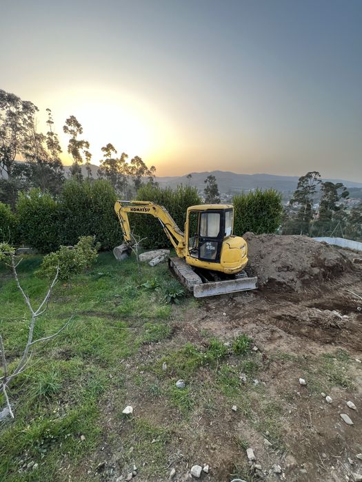 Escavaçoes Demoliçoes Terraplanagens