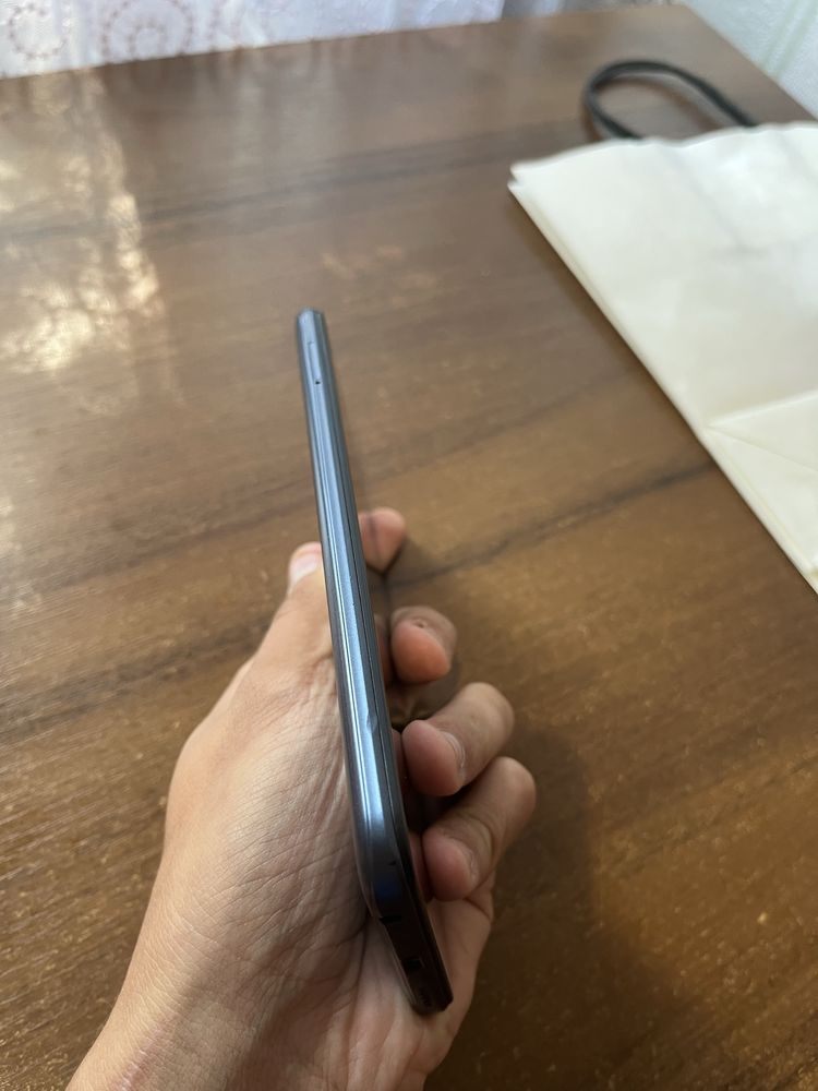 Телефон Tecno Spark 8c