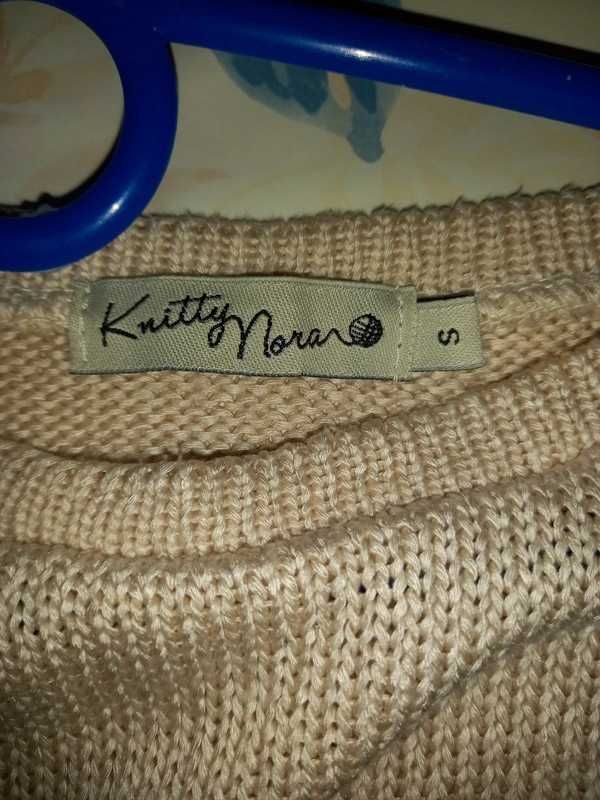 Knitty Nora sweterek z frędzlami S