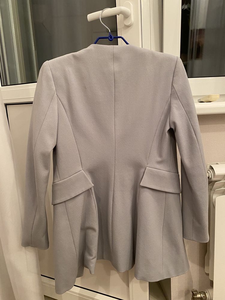 Пиджак, пальто Zara