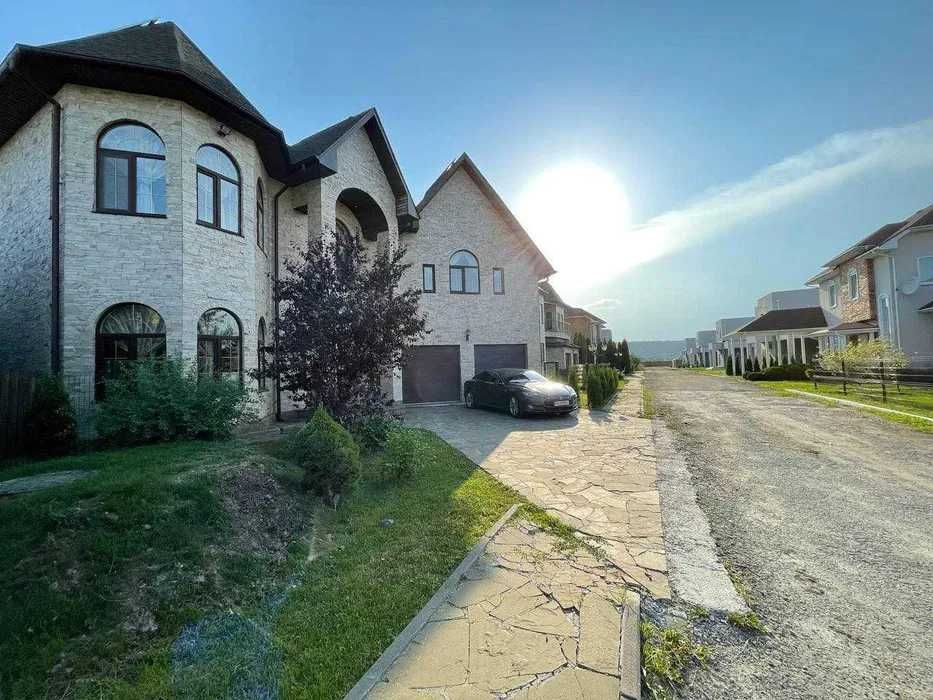 БЕЗ %. Продається будинок 290 м в кг Honey Hills. Нові Безрадичі