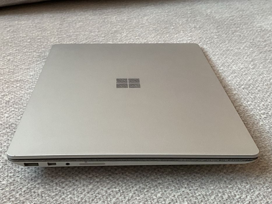 Microsoft Surface Laptop 2 128 Gb SSD + Windows ліцензія активований