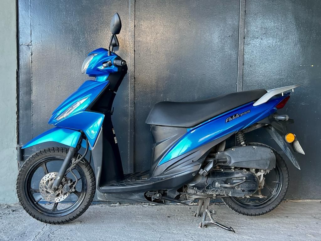 Skuter na wynajem dostawy / Scooter rental rent 125cc 50 Suzuki Yamaha