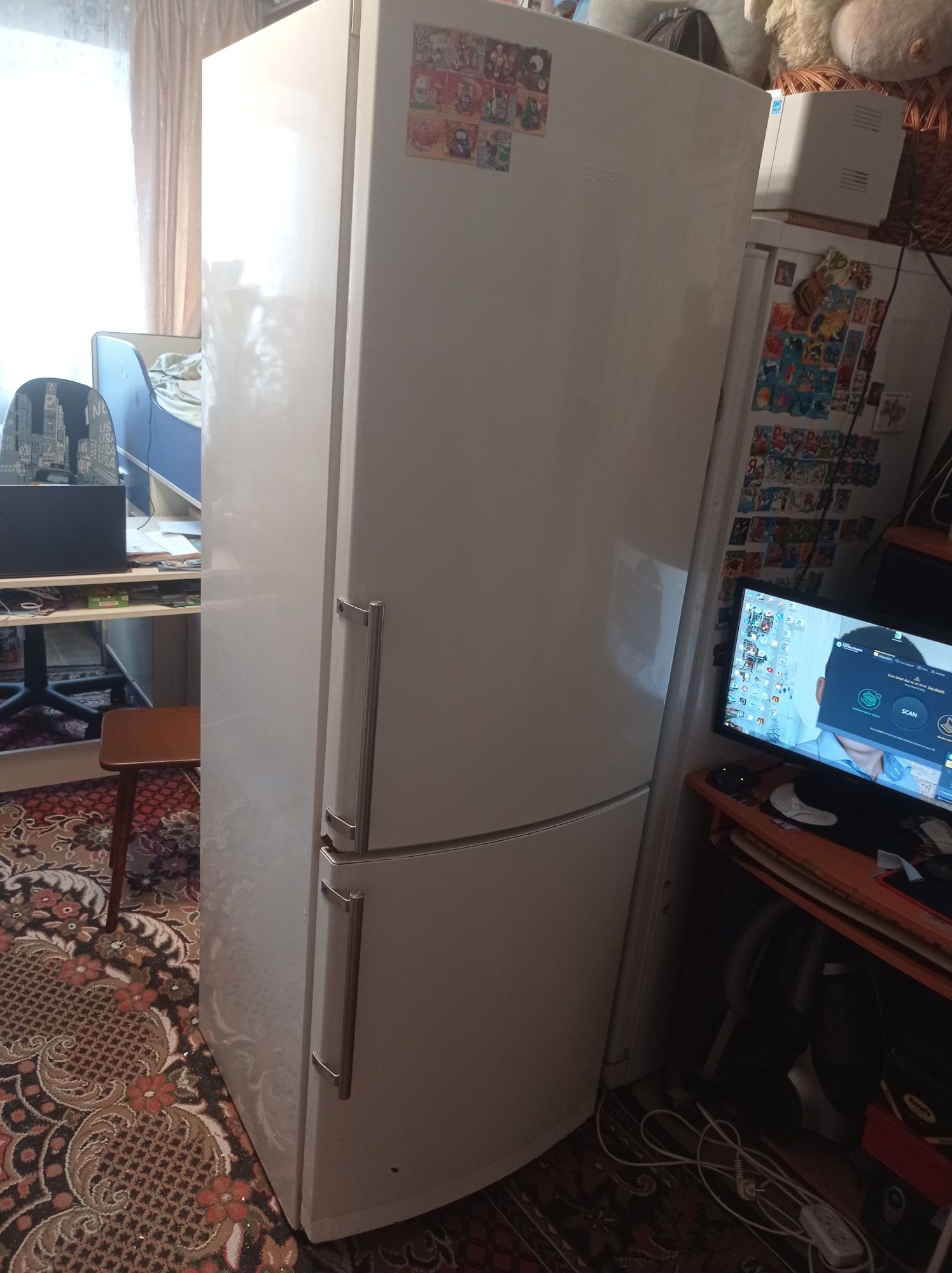 Холодильник gorenje 180см под ремонт., или на запчасти