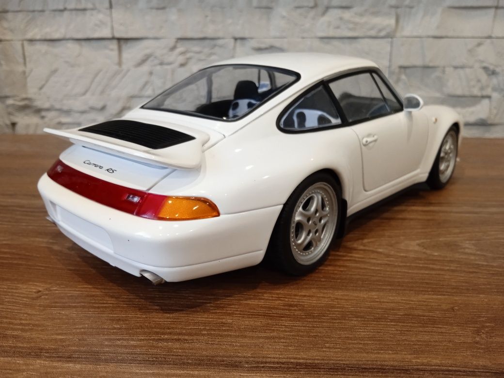 1:18 UT Models Porsche 911 Carrera RS model