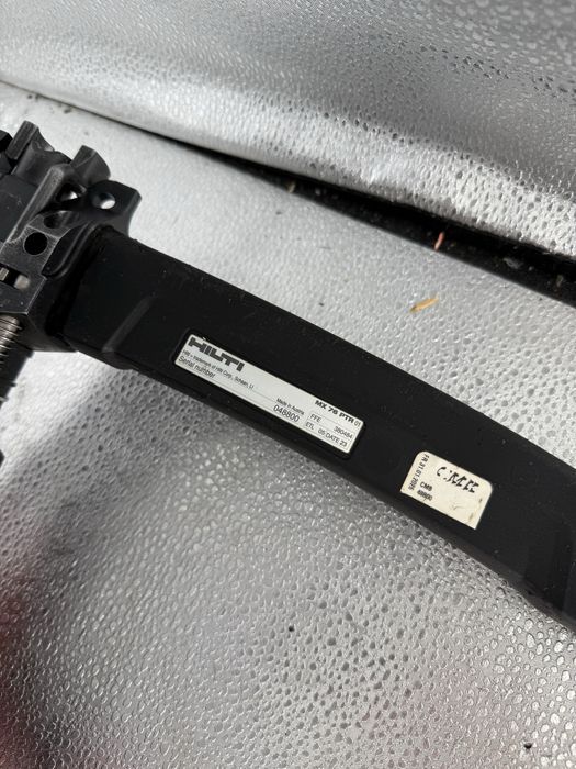 Пороховий монтажний пістолет Hilti DX 76 PTR