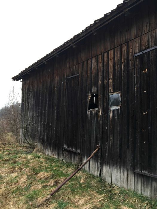 Rozbiórki stodół drewnianych. Stodoła. Rozbiórka.