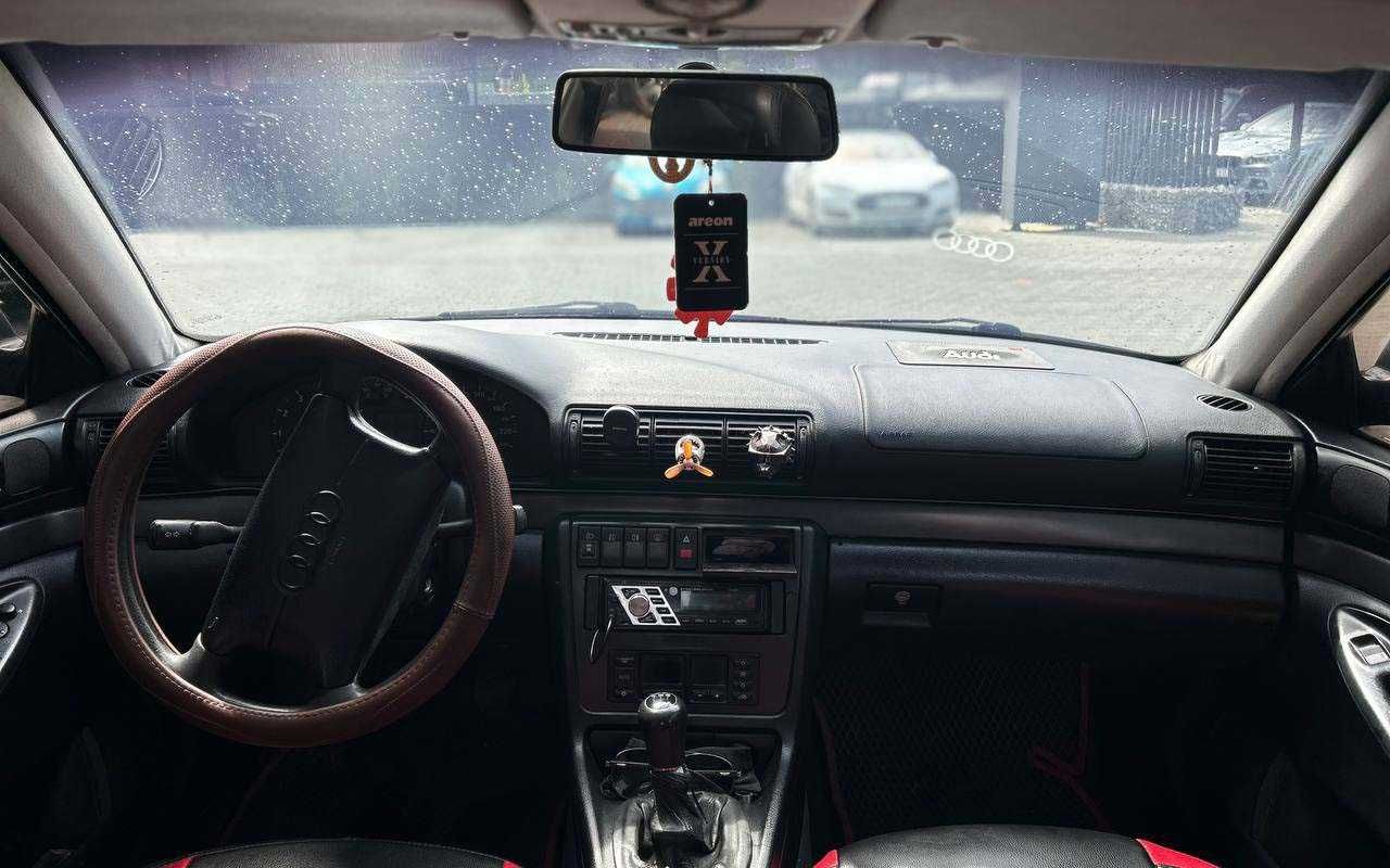 Audi A4 1997 року