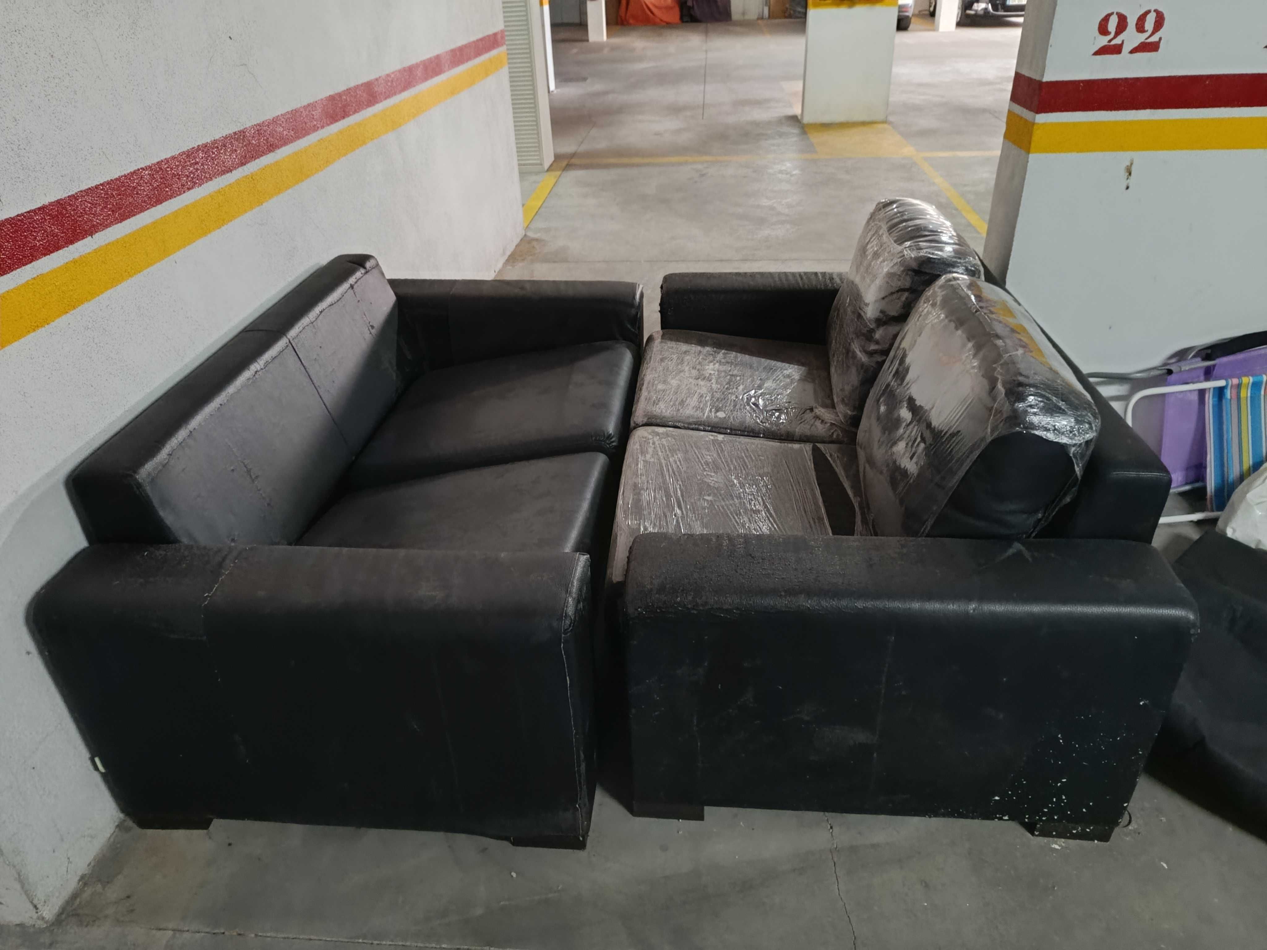 Vendo 1 Sofá e 1 Sofá com cama