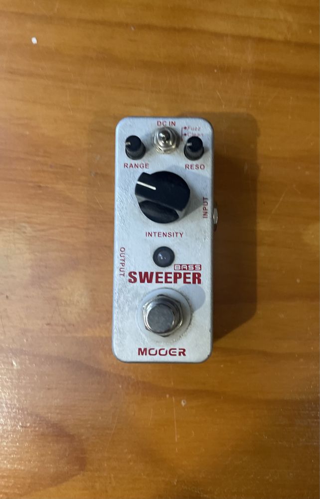 Mooer Bass Sweeper