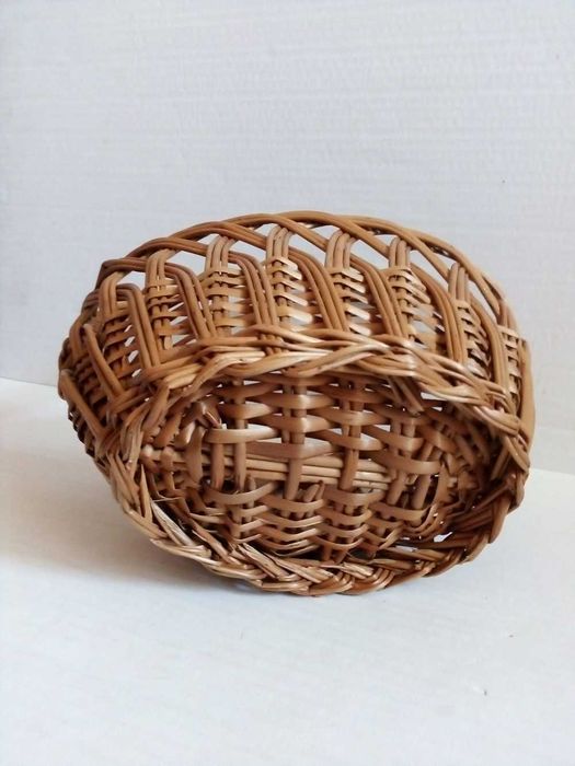wiklinowy koszyk vintage