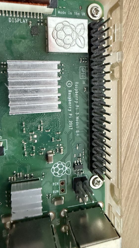 Zestaw Raspberry Pi 3b+, zasilacz i obudowa
