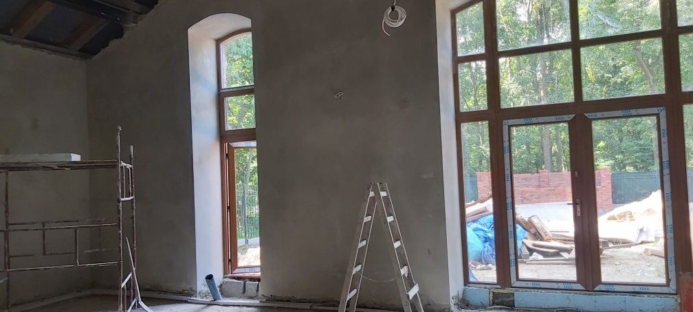 Tynki maszynowe. Cementowo wapienne. Wolne terminy.