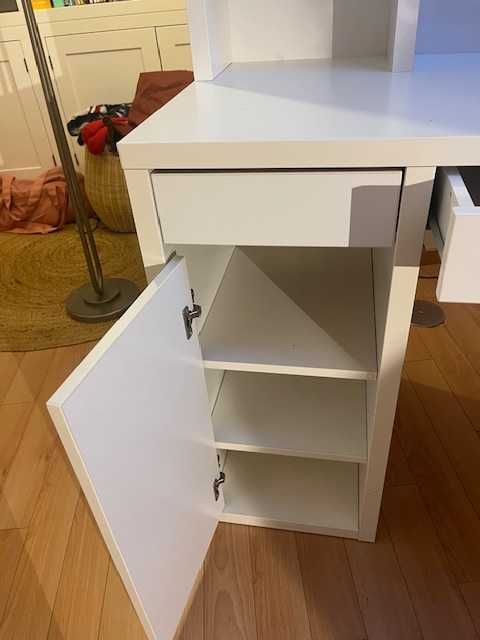 Secretária Micke IKEA