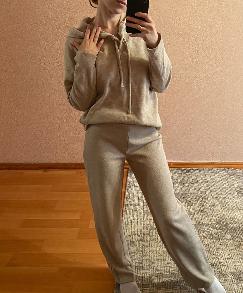 Кофта хс , оверсайз     .
