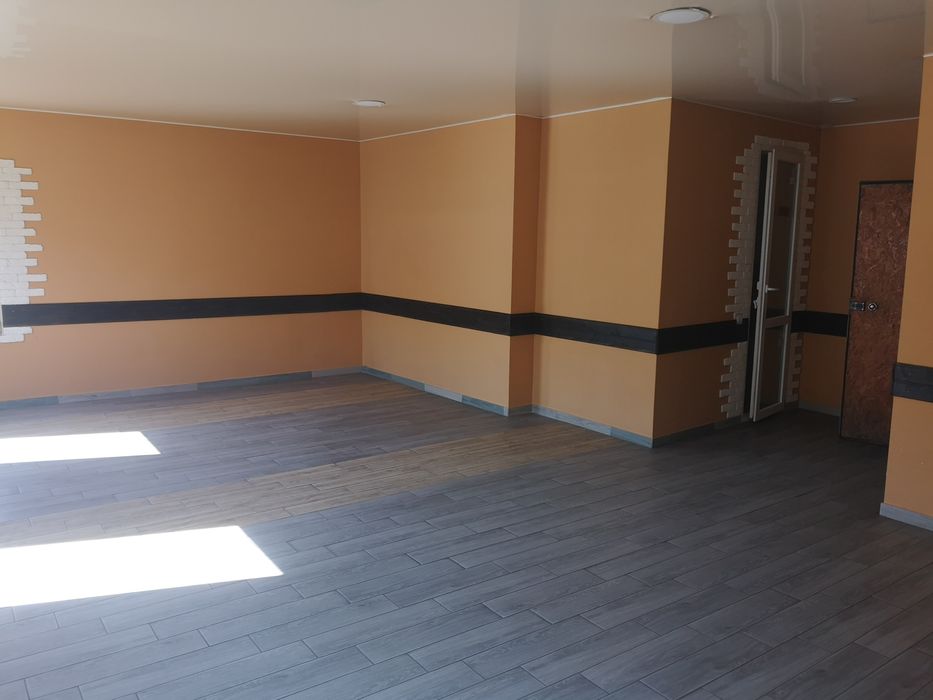 Продаю помещение свободного назначения