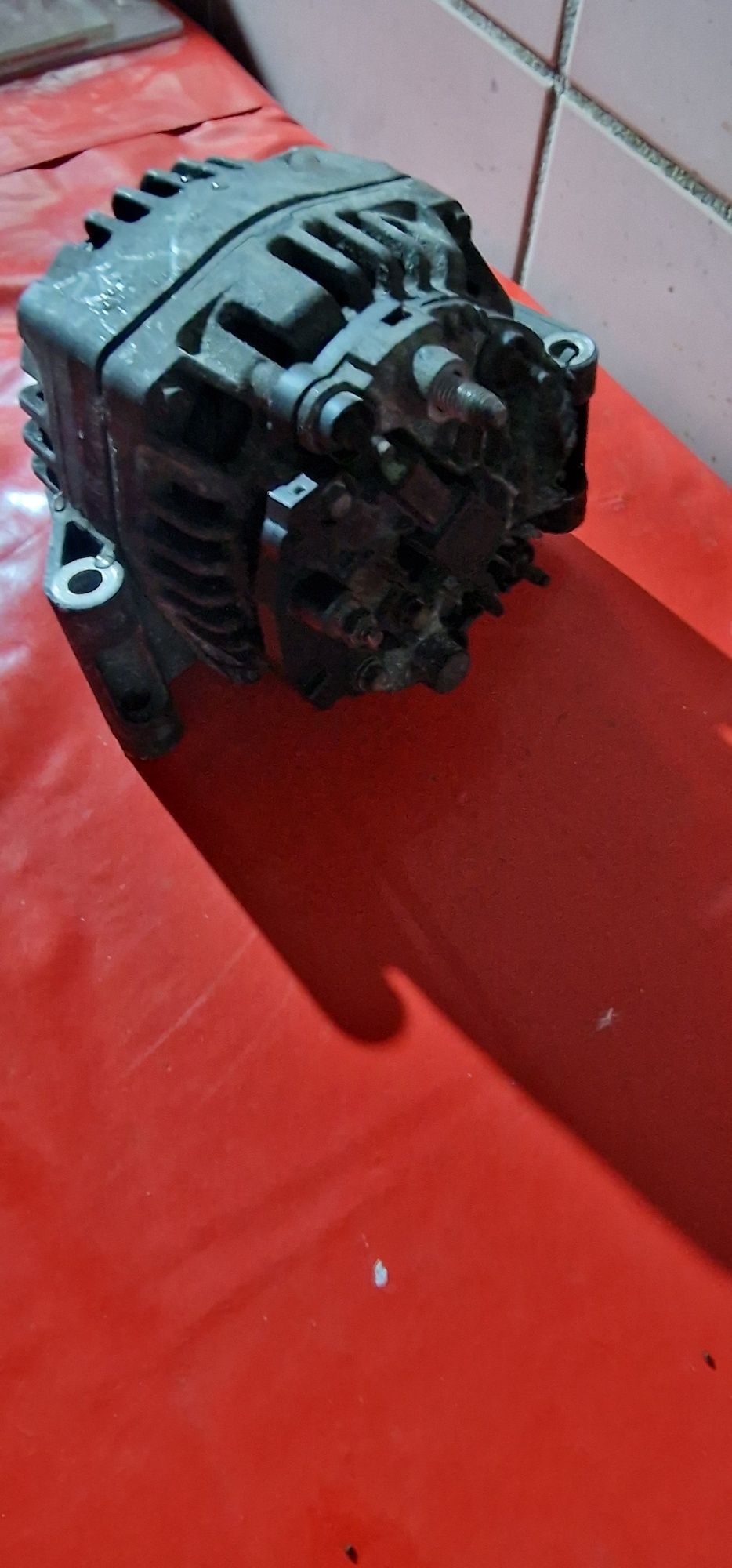 Vendo alternador
