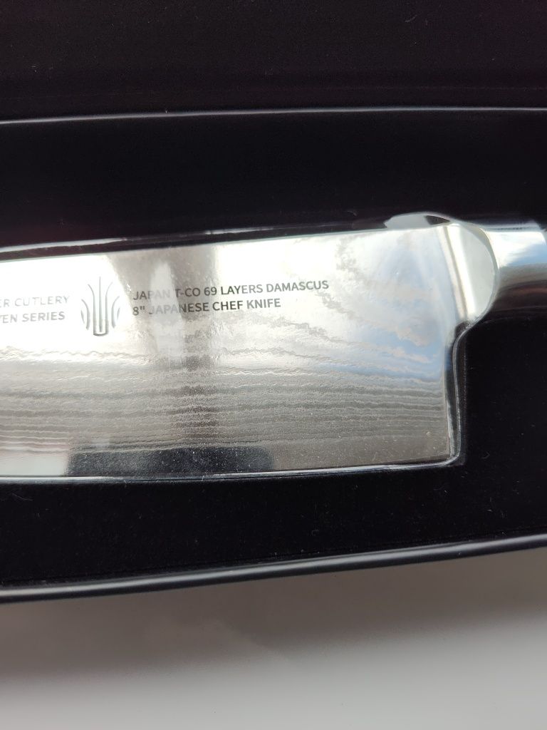 Шеф-нож японский кирицуке Kizer Chef 69 слоев дамаска японская сталь